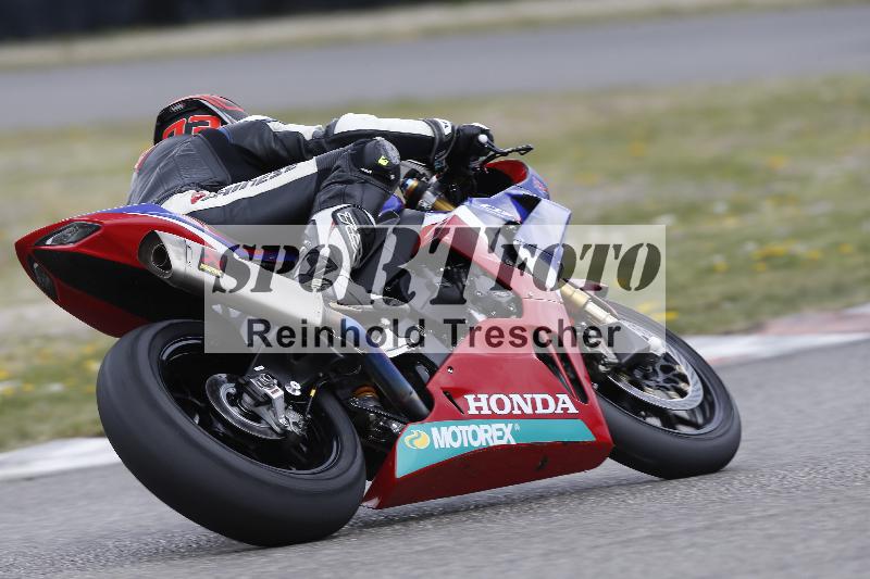 /Archiv-2025/04 13.04.2025 Get Faster Caremotion ADR/Gruppe rot/910